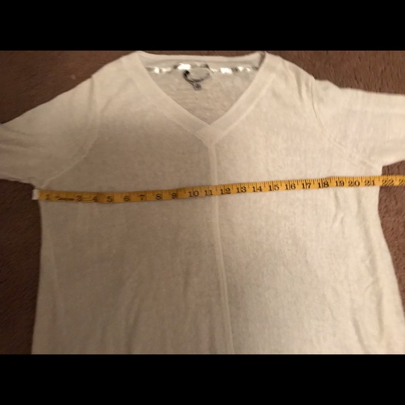 Lisa Todd knit sweater. White. Small. - Picture 9 of 10